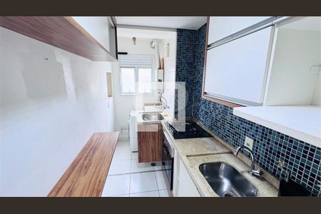 Apartamento à venda com 3 quartos, 64m² em Vila Suzana, São Paulo