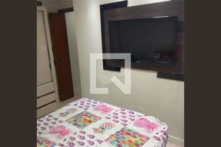 Apartamento à venda com 2 quartos, 47m² em Vila Carmosina, São Paulo