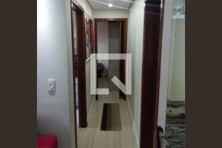 Apartamento à venda com 2 quartos, 47m² em Vila Carmosina, São Paulo