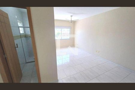 Casa à venda com 4 quartos, 206m² em Piratininga, Niterói