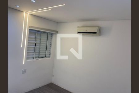 Casa à venda com 3 quartos, 220m² em Sacoma, São Paulo