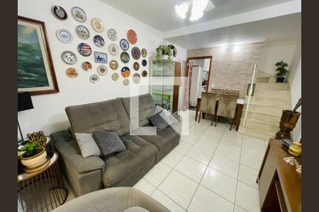 Casa à venda com 2 quartos, 100m² em Jardim Rizzo, São Paulo