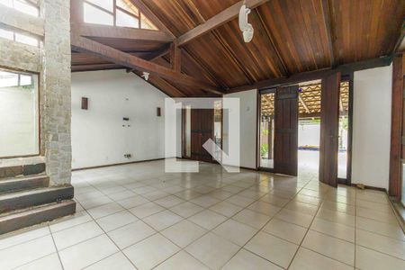 Sala 1 de casa de condomínio para alugar com 4 quartos, 469m² em Barra da Tijuca, Rio de Janeiro