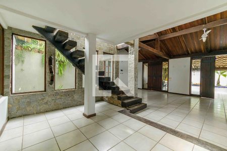 Sala 1 de casa de condomínio para alugar com 4 quartos, 469m² em Barra da Tijuca, Rio de Janeiro