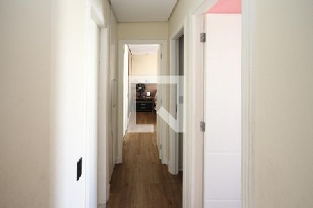 Corredor de apartamento à venda com 3 quartos, 82m² em Jardim Avelino, São Paulo