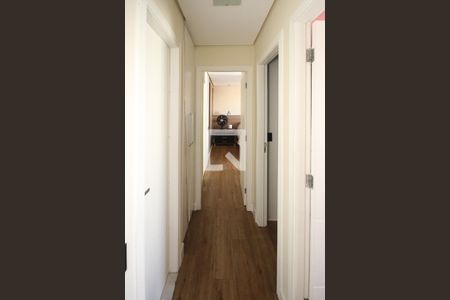 Corredor de apartamento à venda com 3 quartos, 82m² em Jardim Avelino, São Paulo