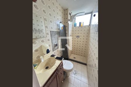 Banheiro de apartamento para alugar com 1 quarto, 30m² em Praça Seca, Rio de Janeiro