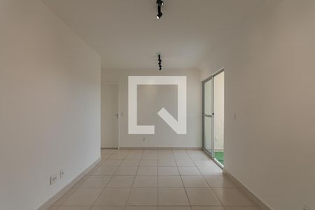 Apartamento para alugar com 72m², 2 quartos e 1 vagaSala