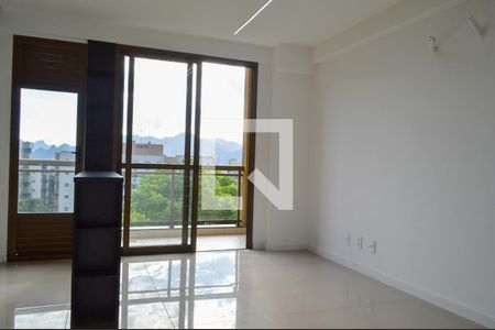 Sala de apartamento à venda com 1 quarto, 48m² em Pechincha, Rio de Janeiro