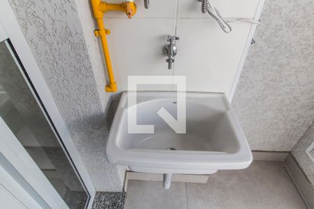 Apartamento à venda com 68m², 3 quartos e 2 vagas Apartamento à venda com 68m², 3 quartos e 2 vagasDetalhe da area de serviço