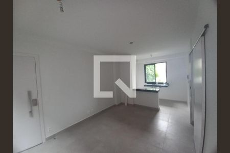 Apartamento à venda com 2 quartos, 63m² em Sagrada Família, Belo Horizonte