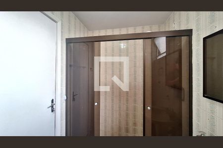 Banheiro  de apartamento à venda com 1 quarto, 53m² em Vila Romana, São Paulo