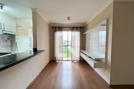 Sala de apartamento para alugar com 2 quartos, 55m² em Conjunto Residencial Vista Verde, São Paulo