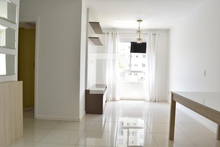 Sala de apartamento para alugar com 3 quartos, 80m² em Santa Quiteria, Curitiba