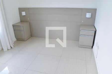 Suíte de apartamento para alugar com 3 quartos, 80m² em Santa Quiteria, Curitiba