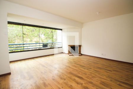 Sala de apartamento para alugar com 3 quartos, 87m² em Cristal, Porto Alegre