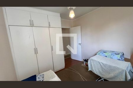 Quarto 1 de apartamento para alugar com 3 quartos, 55m² em Vila Pirajussara, São Paulo