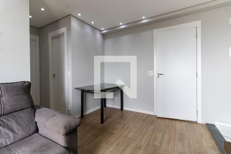 Sala de apartamento para alugar com 2 quartos, 42m² em Jardim Santa Emilia, São Paulo