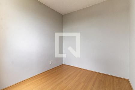 Quarto 1 de apartamento para alugar com 2 quartos, 42m² em Jardim Santa Emilia, São Paulo