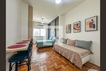 Sala de kitnet/studio para alugar com 1 quarto, 25m² em Botafogo, Rio de Janeiro