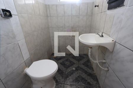 Banheiro de casa para alugar com 1 quarto, 48m² em Vila Bela, São Paulo