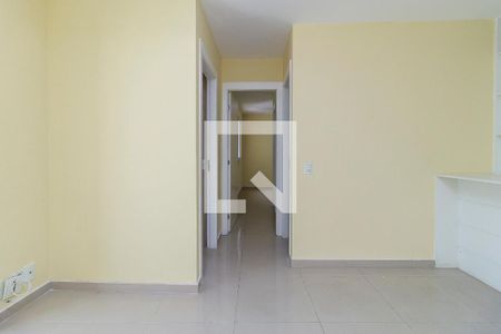 Sala de apartamento para alugar com 2 quartos, 52690m² em Vila das Belezas, São Paulo