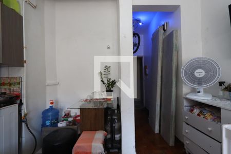 Sala/Quarto de kitnet/studio para alugar com 1 quarto, 36m² em Santa Ifigênia, São Paulo