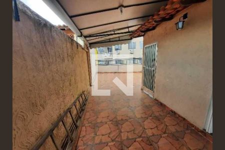 Casa de condomínio à venda com 173m², 2 quartos e 1 vaga