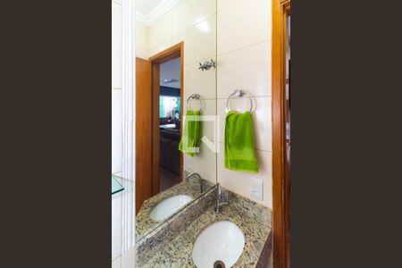 Casa de condomínio à venda com 107m², 2 quartos e 2 vagas Casa de condomínio à venda com 107m², 2 quartos e 2 vagasBanheiro 3