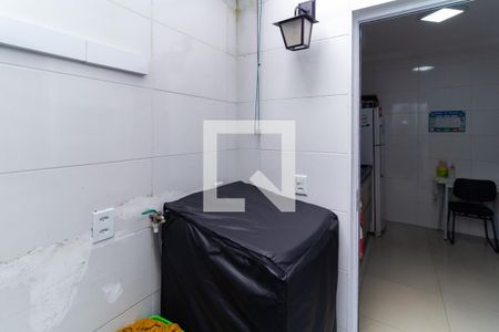Casa de condomínio à venda com 107m², 2 quartos e 2 vagas Casa de condomínio à venda com 107m², 2 quartos e 2 vagasÁrea de Serviço