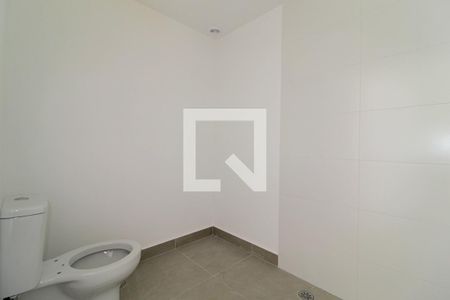 Banheiro de kitnet/studio para alugar com 1 quarto, 19m² em Vila Nova Conceição, São Paulo