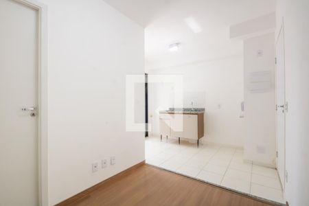 Sala de apartamento para alugar com 1 quarto, 30m² em Km 18, Osasco