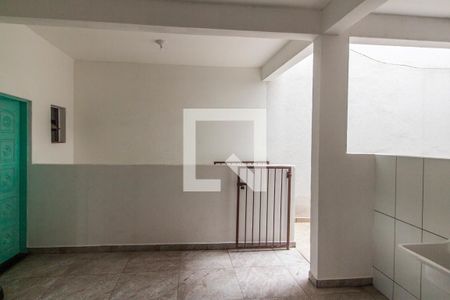 Vista do Quarto de apartamento para alugar com 1 quarto, 70m² em Vila Santa Terezinha, Carapicuíba