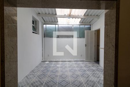 Areal de serviço  de apartamento para alugar com 2 quartos, 61m² em Menino Deus, Porto Alegre