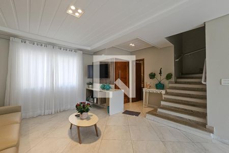 Sala de casa de condomínio para alugar com 4 quartos, 245m² em Vila Júlia, Guarujá