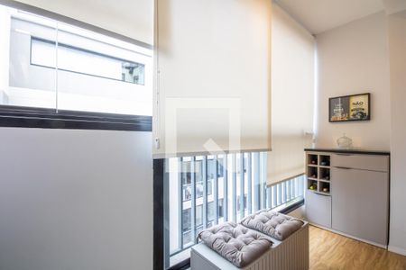 Sacada de apartamento à venda com 2 quartos, 48m² em Presidente Altino, Osasco