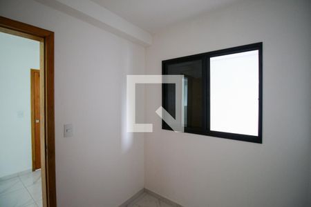 Quarto 1 de apartamento para alugar com 2 quartos, 42m² em Itaquera, São Paulo