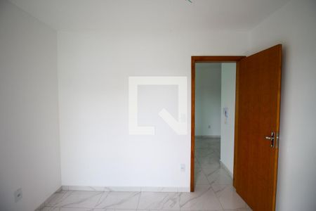 Quarto 2 de apartamento para alugar com 2 quartos, 42m² em Itaquera, São Paulo