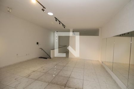 Sala de TV de casa para alugar com 2 quartos, 120m² em Vila Gomes Cardim, São Paulo