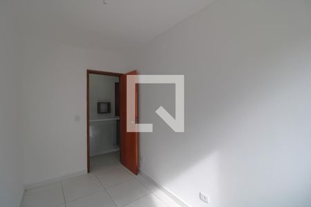 Quarto 2 de casa para alugar com 2 quartos, 90m² em Vila Romano, São Paulo