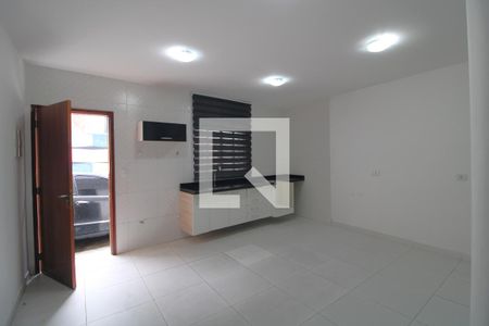 Sala/Cozinha de casa para alugar com 2 quartos, 90m² em Vila Romano, São Paulo