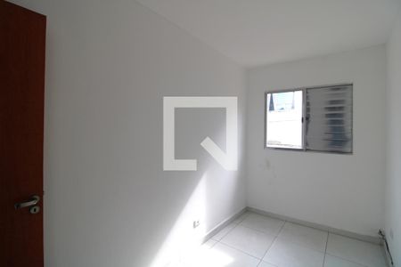 Quarto 2 de casa para alugar com 2 quartos, 90m² em Vila Romano, São Paulo