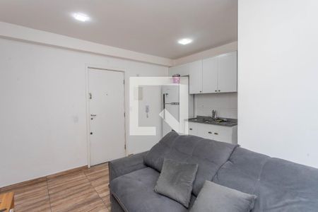 Sala  de apartamento para alugar com 2 quartos, 43m² em Piraporinha, Diadema