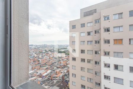 Vista da sala  de apartamento para alugar com 2 quartos, 43m² em Piraporinha, Diadema