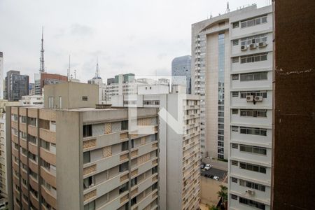 Vista da Sala de Estar e Jantar de apartamento para alugar com 3 quartos, 175m² em Paraíso, São Paulo