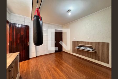 Sala 2 de casa para alugar com 5 quartos, 286m² em Vila Tibiriçá, Santo André