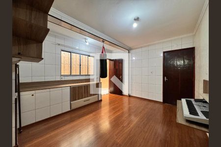 Sala 2 de casa para alugar com 5 quartos, 286m² em Vila Tibiriçá, Santo André