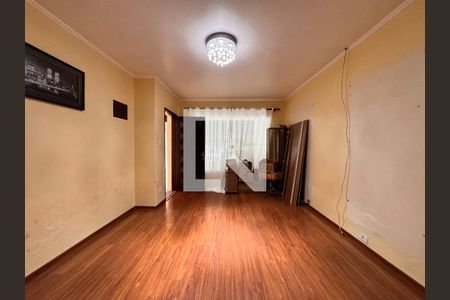 Sala de casa para alugar com 5 quartos, 286m² em Vila Tibiriçá, Santo André