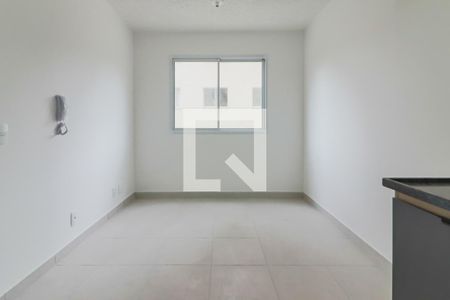 Sala / Cozinha / Lavanderia de apartamento para alugar com 2 quartos, 35m² em Jardim Celeste, São Paulo