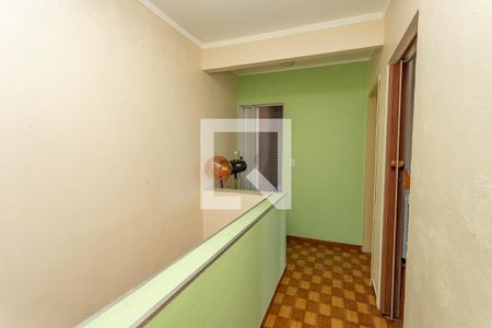 Hall dos quartos de casa à venda com 3 quartos, 150m² em Centro, Diadema
